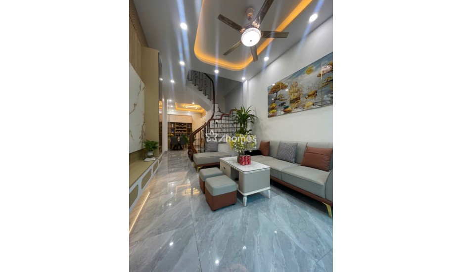 Bán gấp trước tết căn 50m2 tại phố Khương Hạ, nhà mới đẹp, đủ nội thất ở ngay