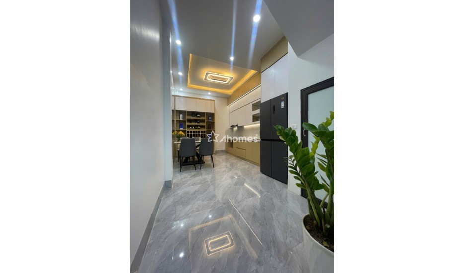 Bán gấp trước tết căn 50m2 tại phố Khương Hạ, nhà mới đẹp, đủ nội thất ở ngay