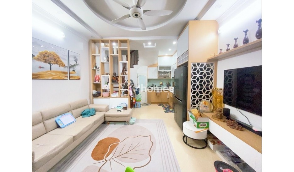 Nhà phố Lương Khánh Thiện, Tân Mai, 6 tầng, cách mặt phố 30m