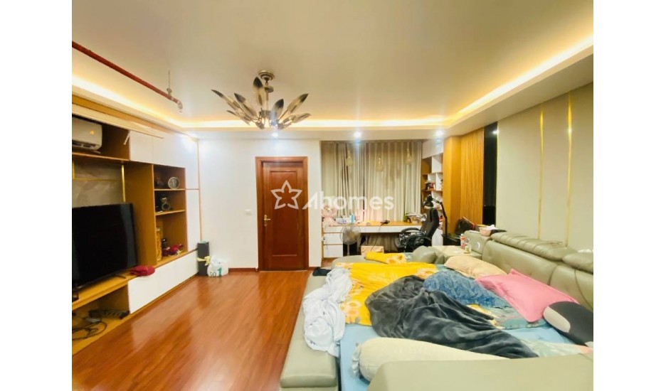 Giá tốt nhất khu Kim Đồng, mặt tiền 6m, gần hồ, oto 7 chỗ, dòng tiền 500tr/năm