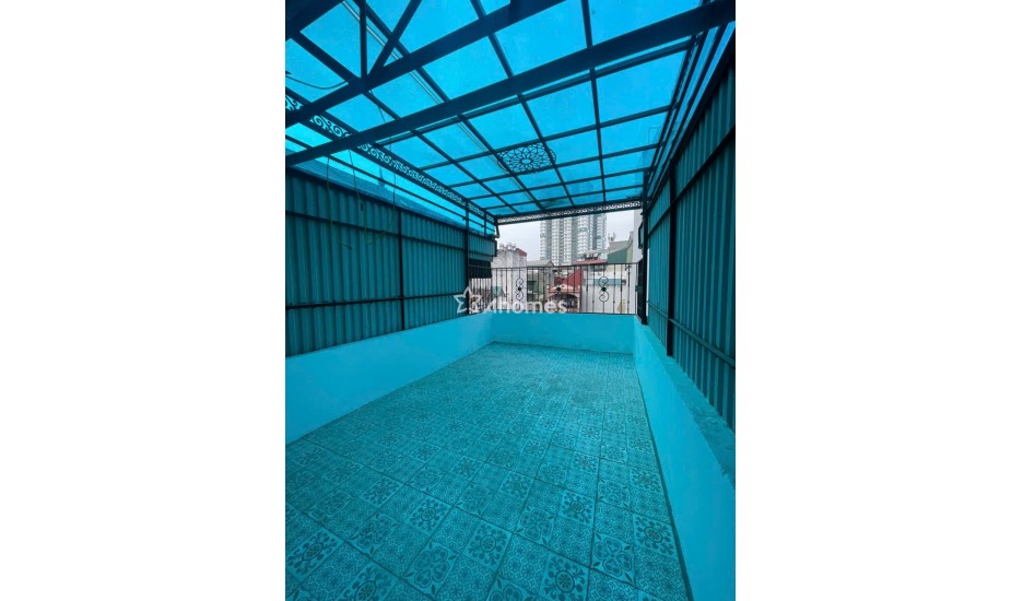 BÁN GẤP NHÀ ĐẸP NGÃ TƯ SỞ 5T * 6N $14.XTY , PHÂN LÔ OTO VÀO NHÀ