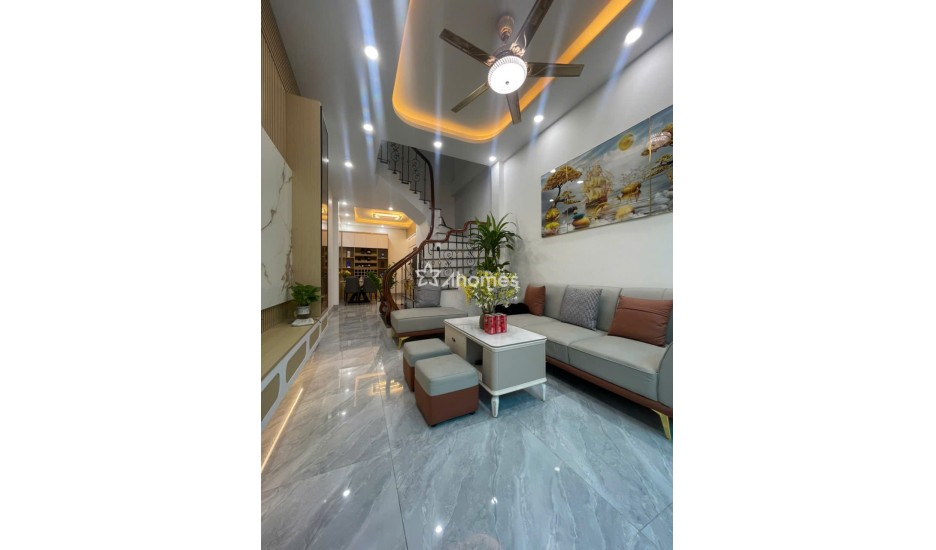 BÁN GẤP NHÀ ĐẸP NGÃ TƯ SỞ 5T * 6N $14.XTY , PHÂN LÔ OTO VÀO NHÀ