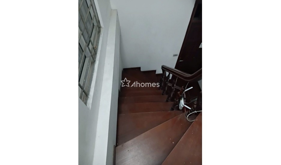Bán Gấp! Bán nhà Phú Mỹ, Nhà đẹp 5 tầng 6 phòng ngủ, lô góc 36m2, giá 9,9 tỷ.