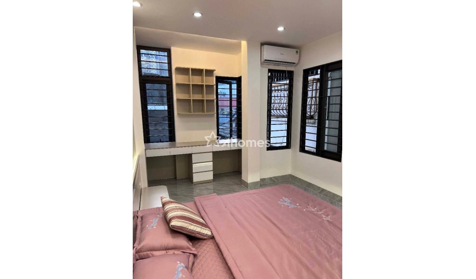 Bán gấp! Nhà 3 bước ra bến xe sân vận động, 36m2, giá 9,5 tỷ