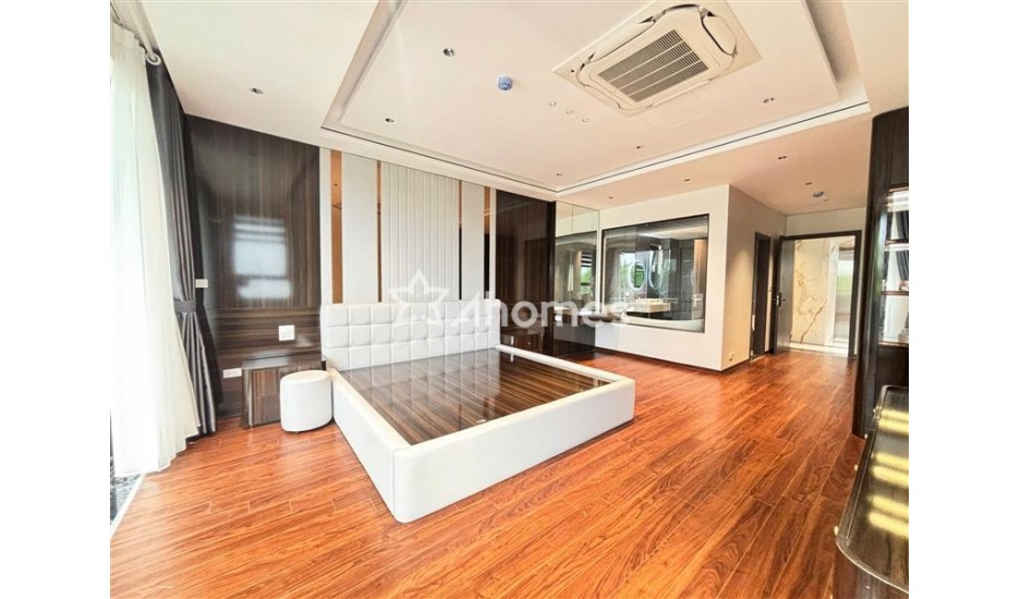 View hồ Linh Đàm, 4 oto tránh, thoáng vĩnh viễn, đi bộ ra hồ tập thể dục