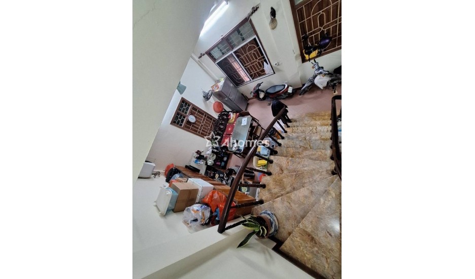 Vị trí yên tĩnh, gần ga tàu điện trên cao, tiện ích ngập tràn, giá cực tốt có thương lượng: