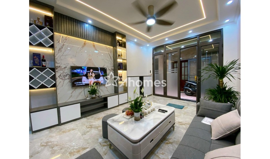 Bán nhà Thịnh Quang - 45m2 - Gần phố - Cách ô tô 30m